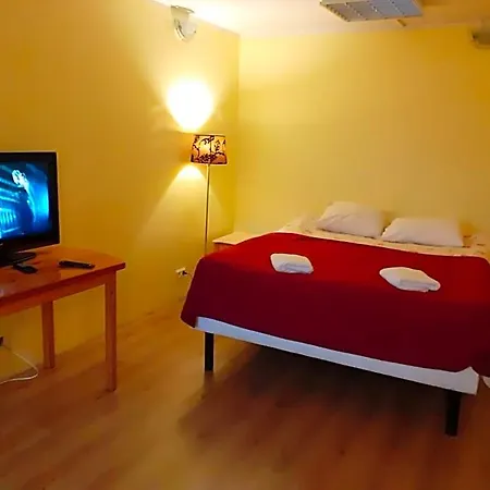 Vandrerhjem Majaka *